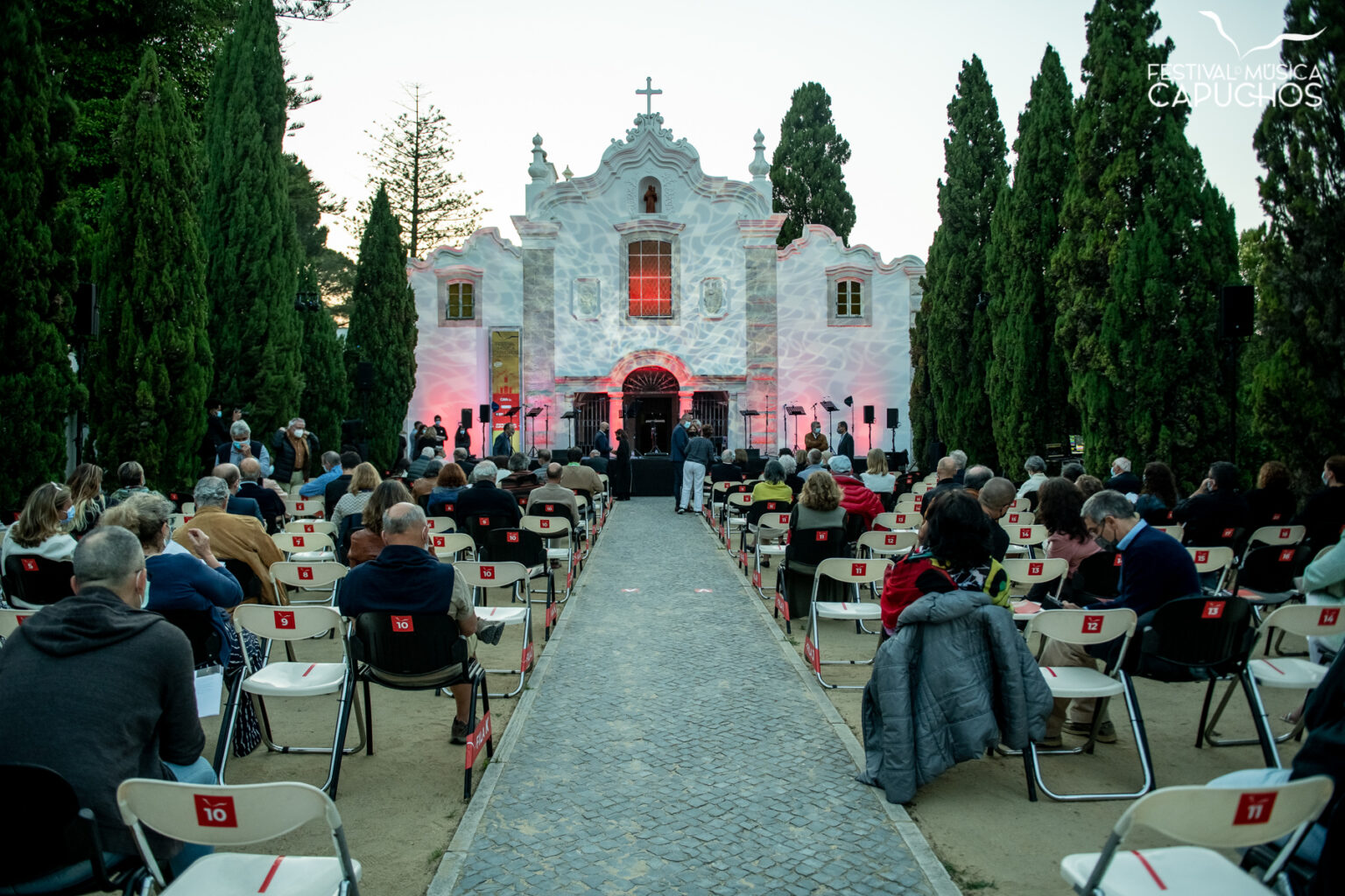 FESTIVAL DOS CAPUCHOS - CONCERTO DE ABERTURA - Viviane Hagner - violino; Adrian Brendel - Violoncelo; Coro Officium Ensemble e Pedro Teixeira - no público com a presença de Alfred Brendel e esposa; Inês de Medeiros - Presidente da Câmara de Almada, Dr. Robert Zischg - Embaixador da Áustria em Portugal, Manuel Heitor - Ministro da Ciência, Tecnologia e Ensino Superior e Maestro Filipe Pinto-Ribeiro - Festival de Música dos Capuchos
